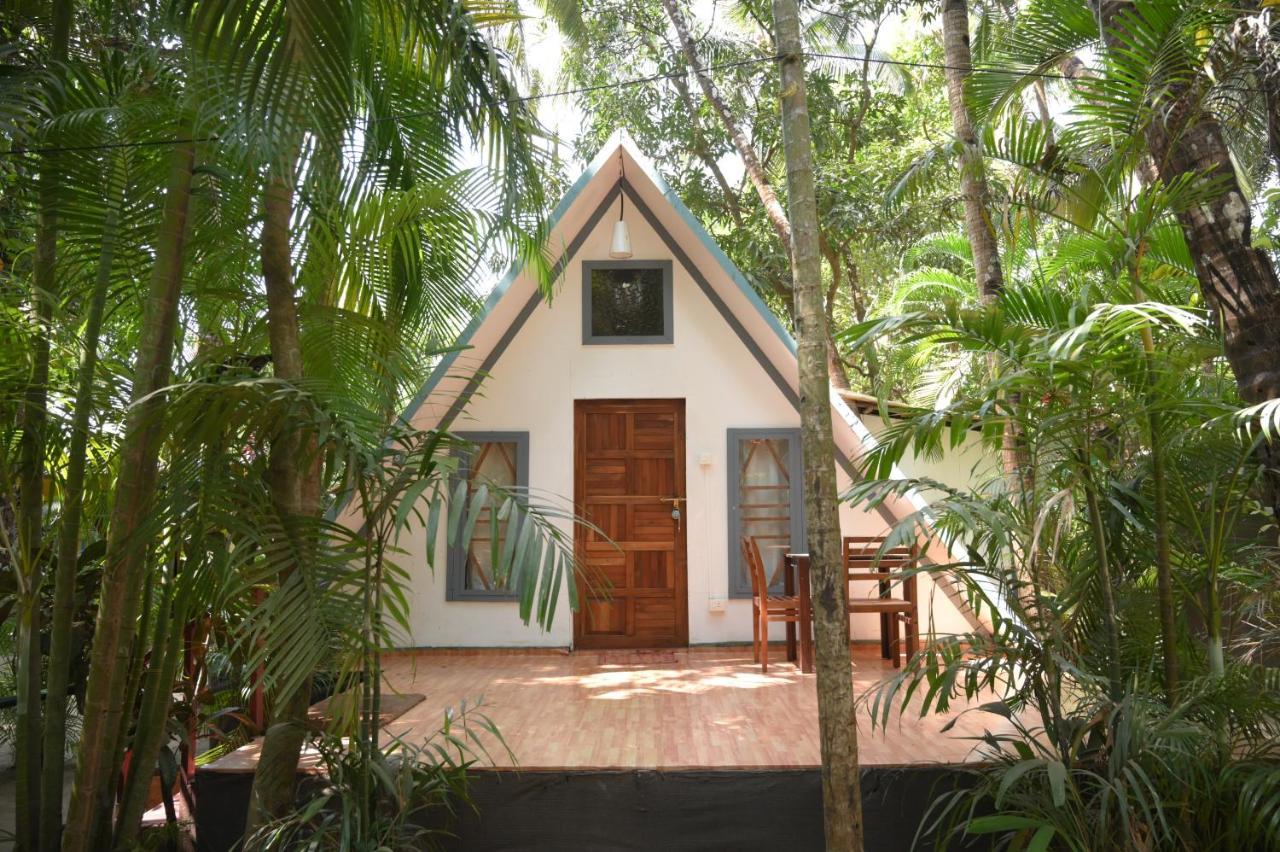 Temple Garden Seaside Cottages Palolem Buitenkant foto