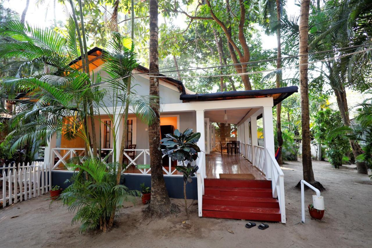 Temple Garden Seaside Cottages Palolem Buitenkant foto